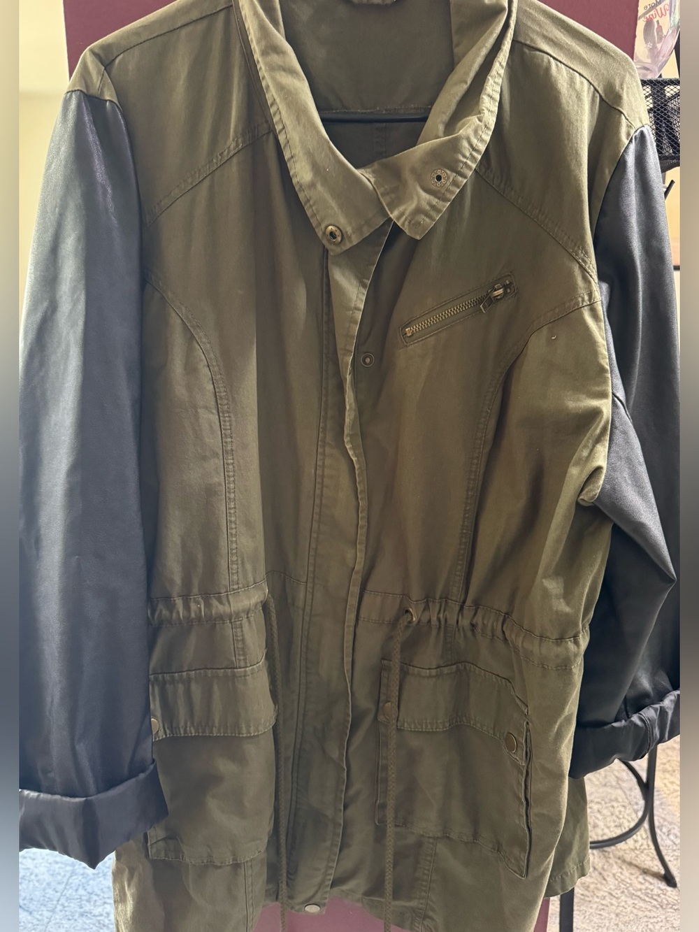 Fashion to Figure women's light weight jacket/coat